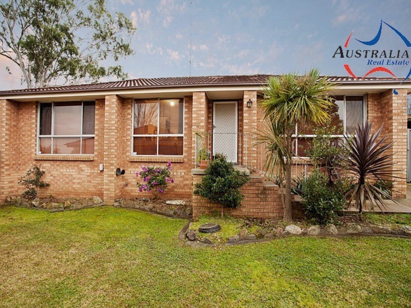 7 Tapi Glen, St Clair NSW 2759