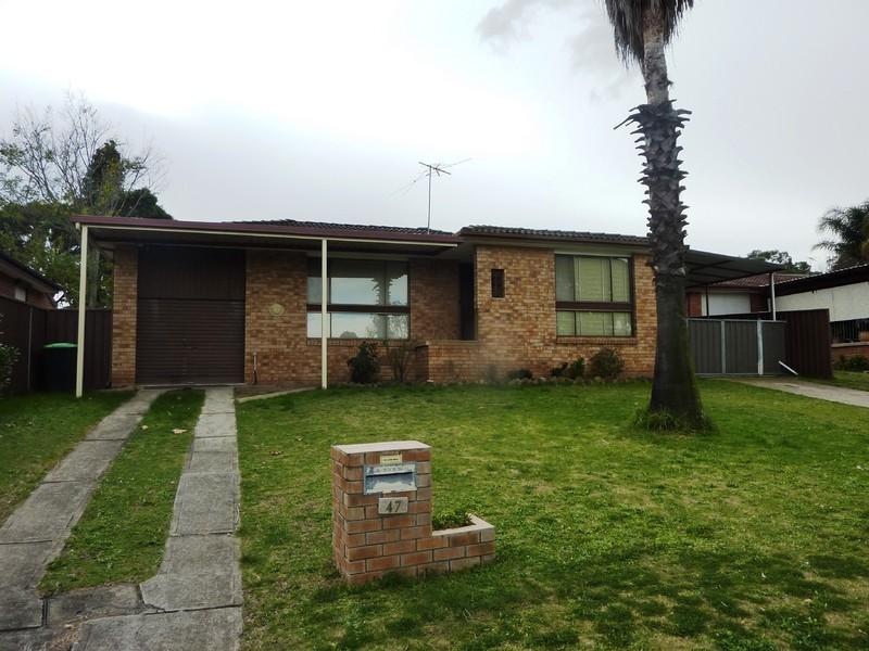 47 Shadlow Crescent, St Clair NSW 2759