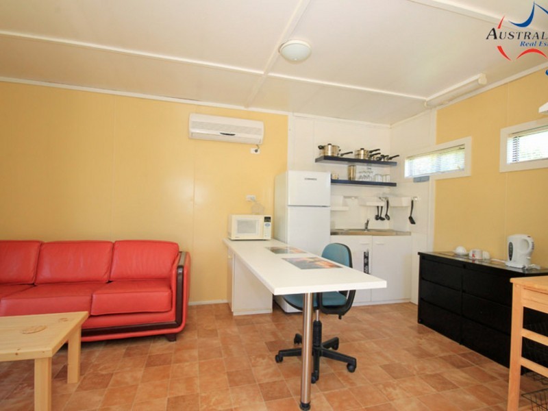 1 Plover Close, St Clair NSW 2759