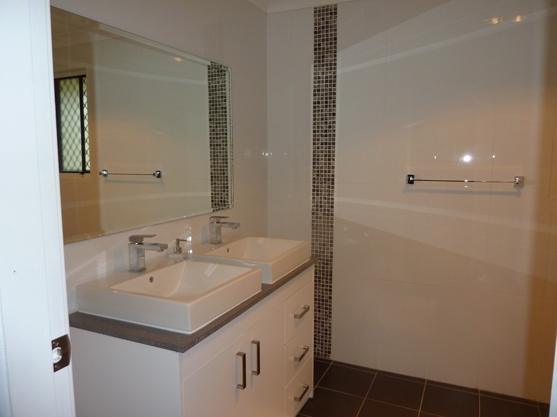 86 Melville Road, St Clair NSW 2759