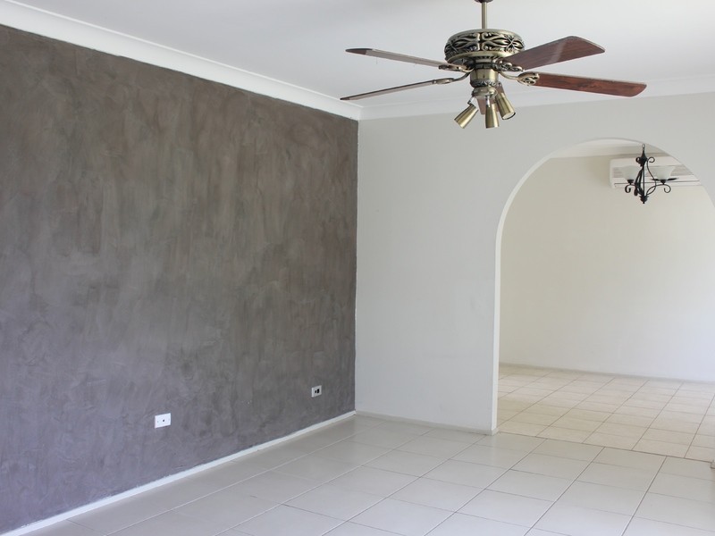 89 Rotorua Road, St Clair NSW 2759