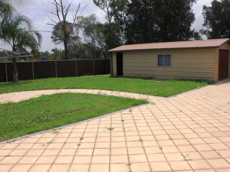 89 Rotorua Road, St Clair NSW 2759