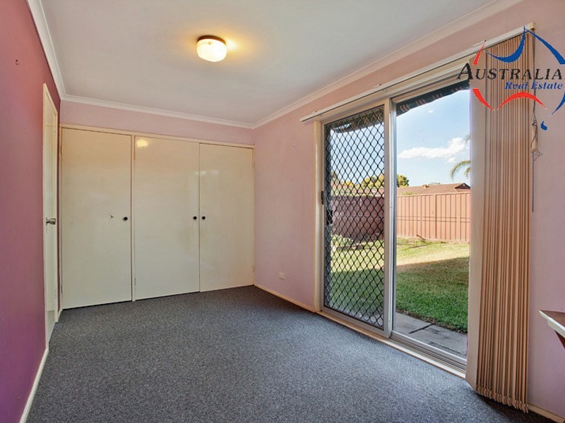 3 Macina Pl, St Clair NSW 2759