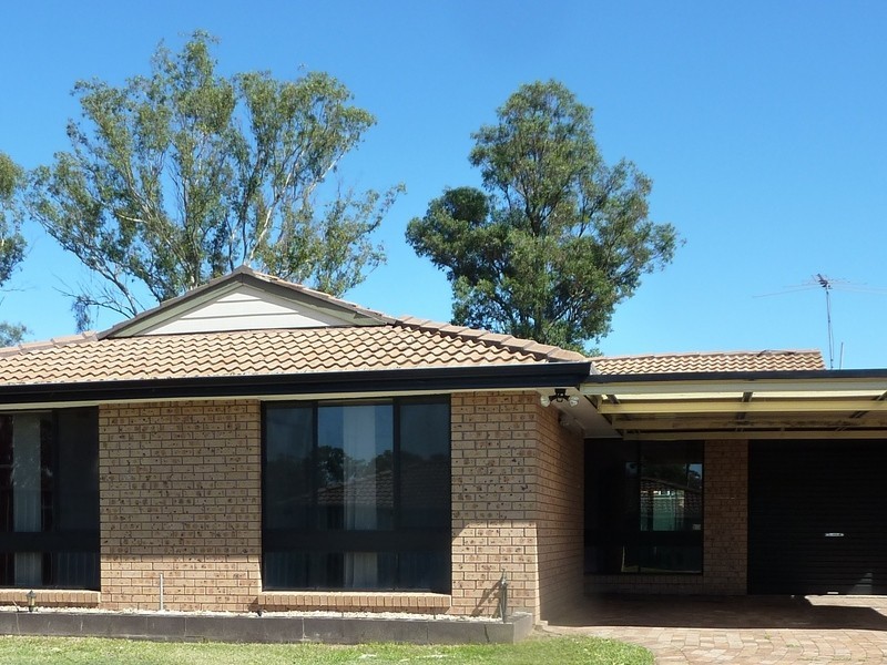 3 Swift Glen, St Clair NSW 2759