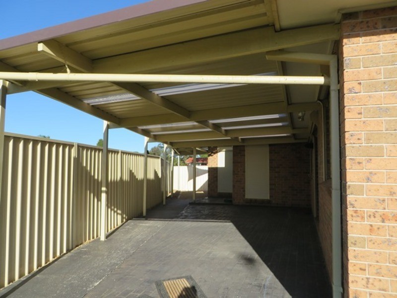 3 Dione Court, St Clair NSW 2759