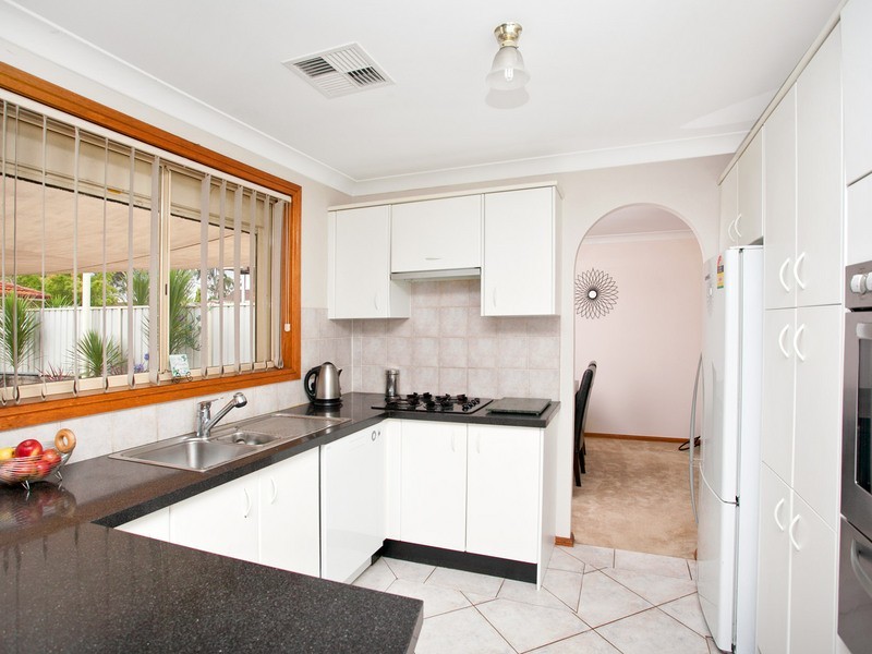 44 Phoenix Crescent, Erskine Park NSW 2759