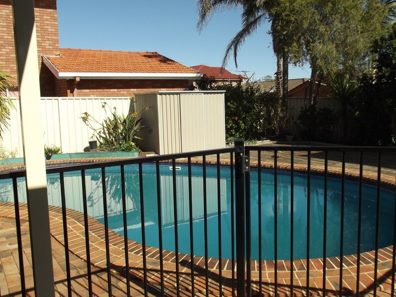 4 Como Close, St Clair NSW 2759