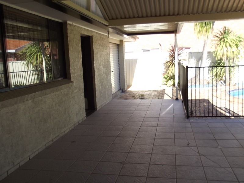 4 Como Close, St Clair NSW 2759