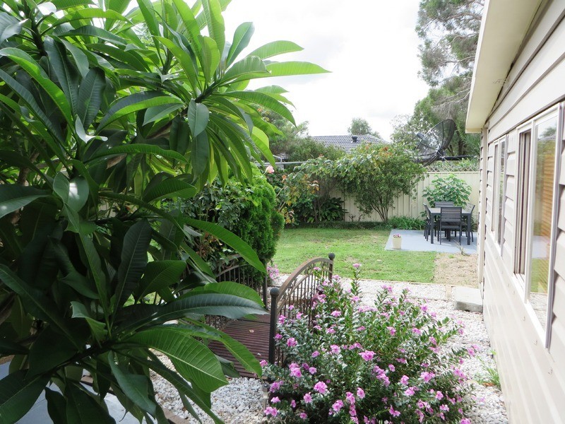 25  Rochford, St Clair NSW 2759