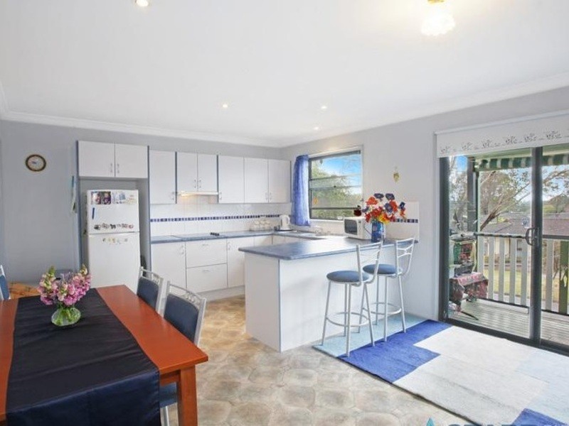 2/58 Marquessa Cres, Lethbridge Park NSW 2770