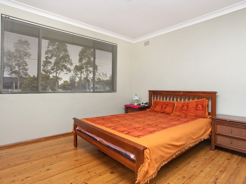 18 Glossop Street, St Marys NSW 2760