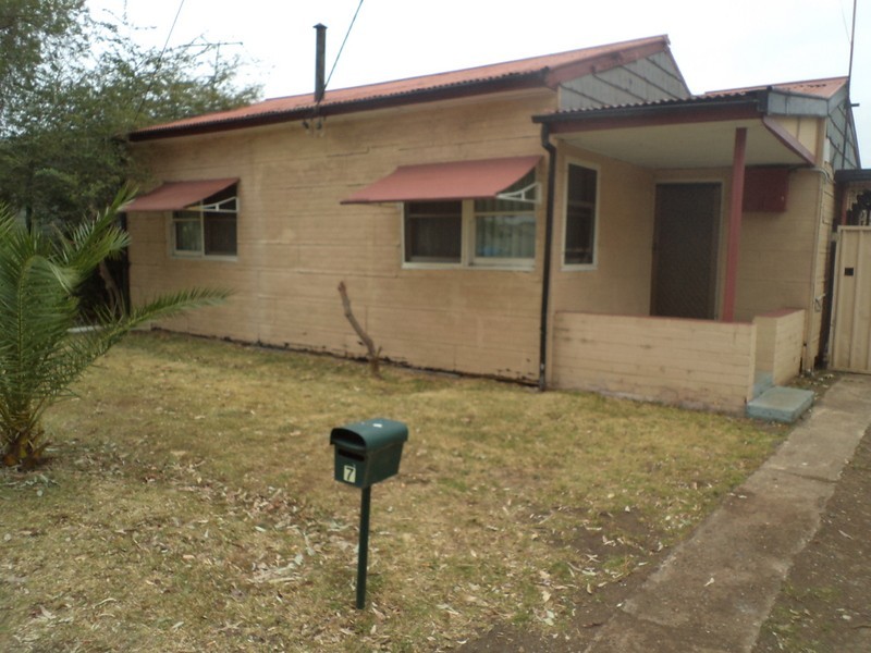 7 Waratah Street, St Marys NSW 2760