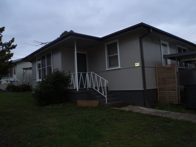 43 Robyn St, Blacktown NSW 2148
