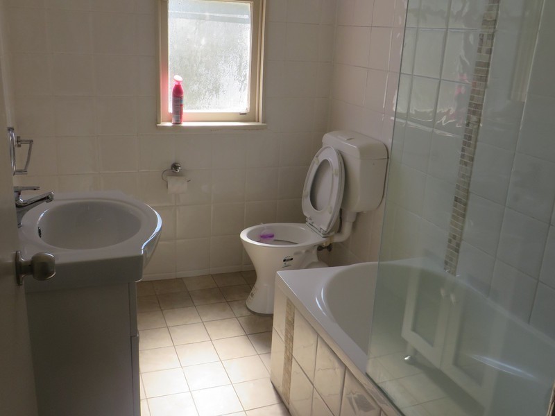 43 Robyn St, Blacktown NSW 2148