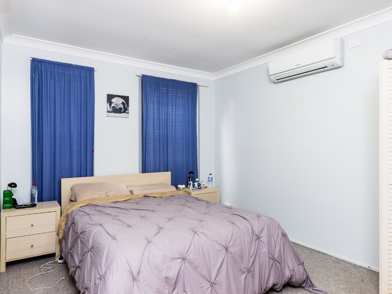 9 McCabe Place, St Clair NSW 2759