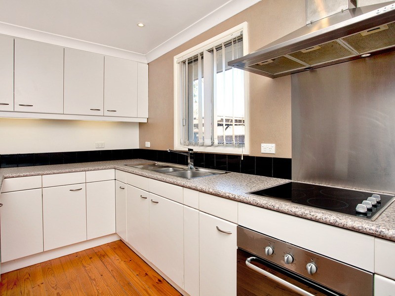 32 Blackwell Avenue, St Clair NSW 2759