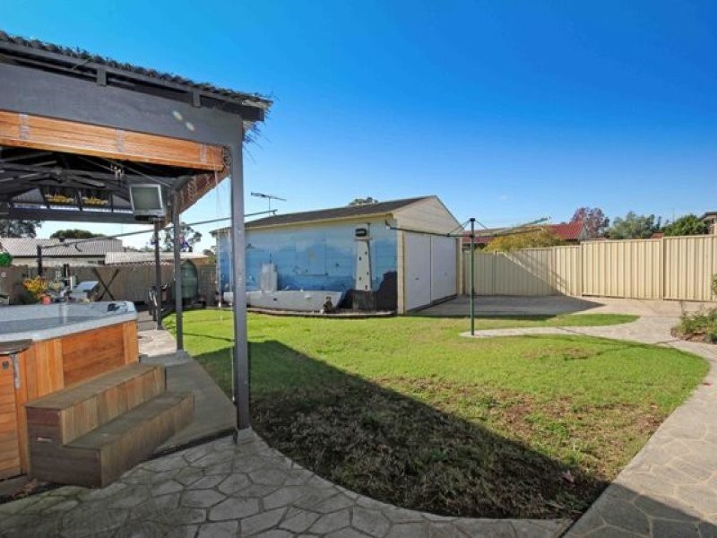 3 Onslow Street, St Clair NSW 2759