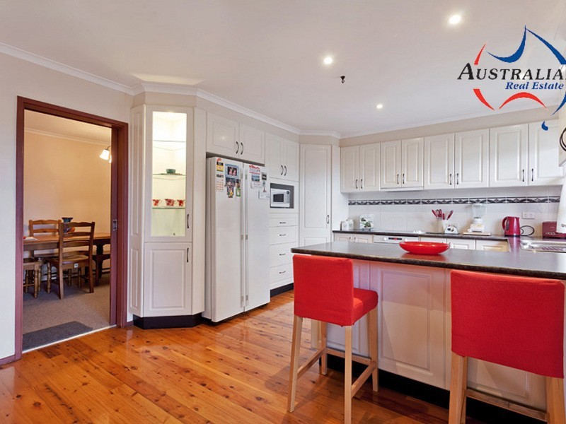 41 Dobell Circuit, St Clair NSW 2759