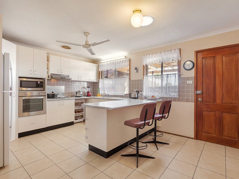 31 Dobell Circuit, St Clair NSW 2759