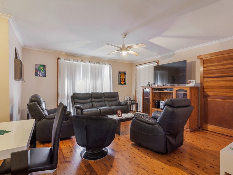 31 Dobell Circuit, St Clair NSW 2759