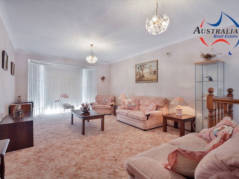 46 Harvey Circuit, St Clair NSW 2759