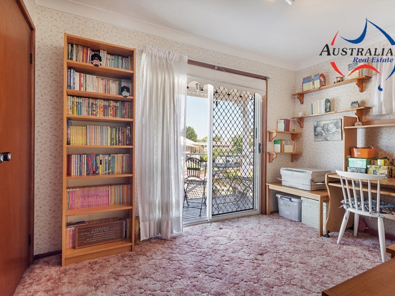 46 Harvey Circuit, St Clair NSW 2759