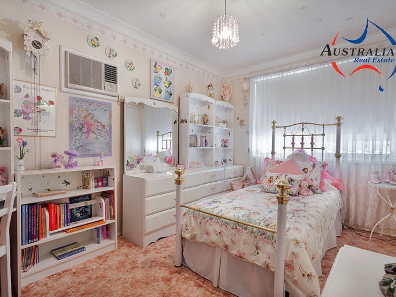 46 Harvey Circuit, St Clair NSW 2759