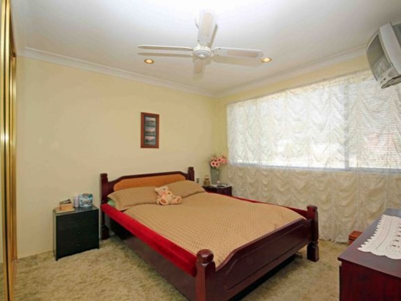 3 Onslow Street, St Clair NSW 2759