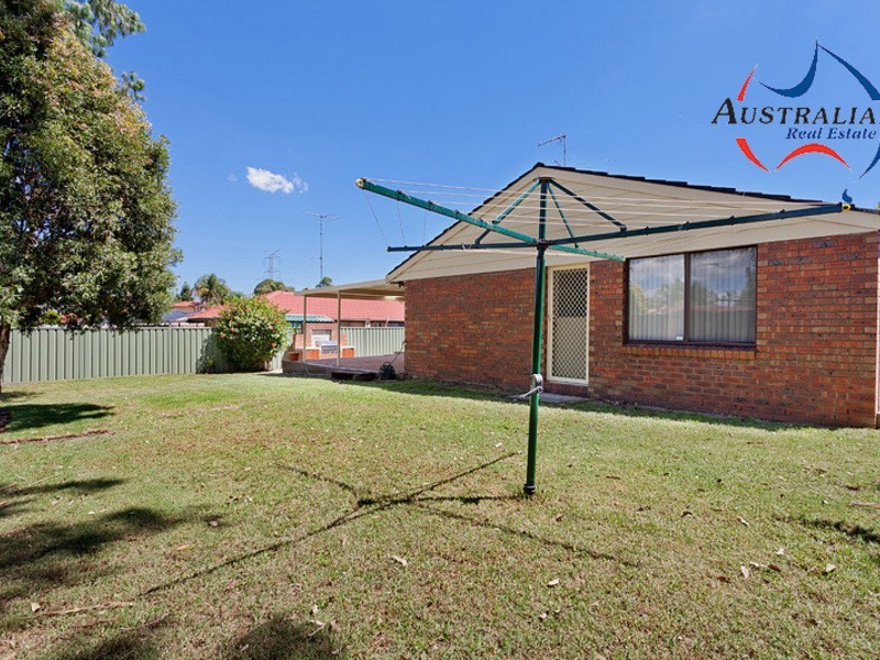 72 Pine Creek Circuit, St Clair NSW 2759