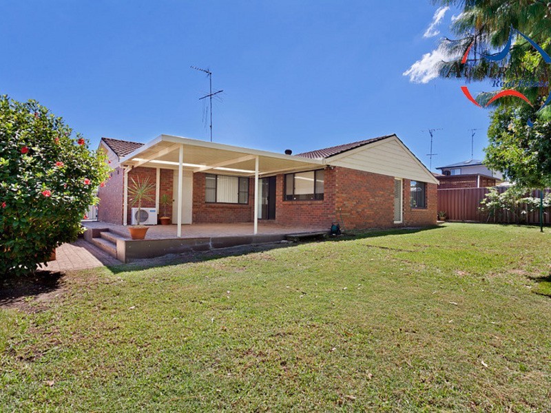 72 Pine Creek Circuit, St Clair NSW 2759