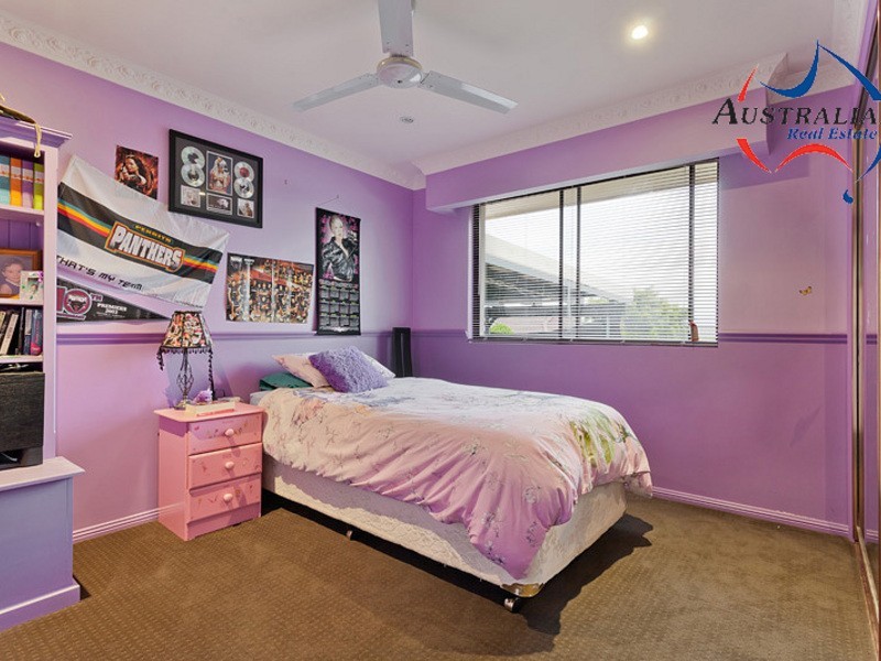 18 Strauss Road, St Clair NSW 2759