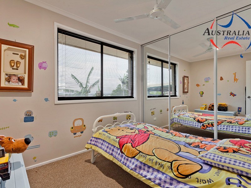 18 Strauss Road, St Clair NSW 2759