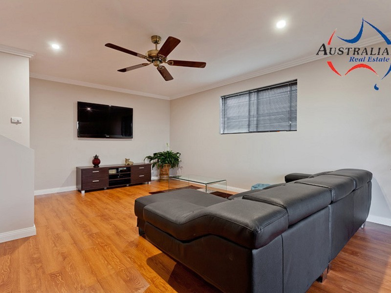 18 Strauss Road, St Clair NSW 2759