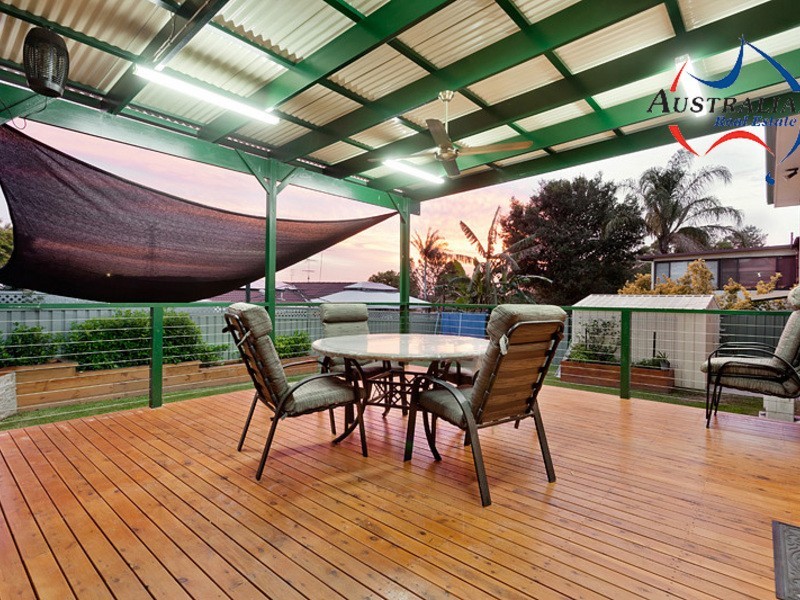 18 Strauss Road, St Clair NSW 2759