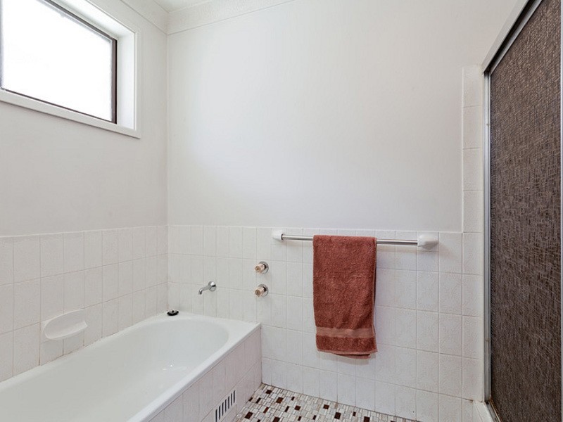 22 Buckland Road, St Clair NSW 2759