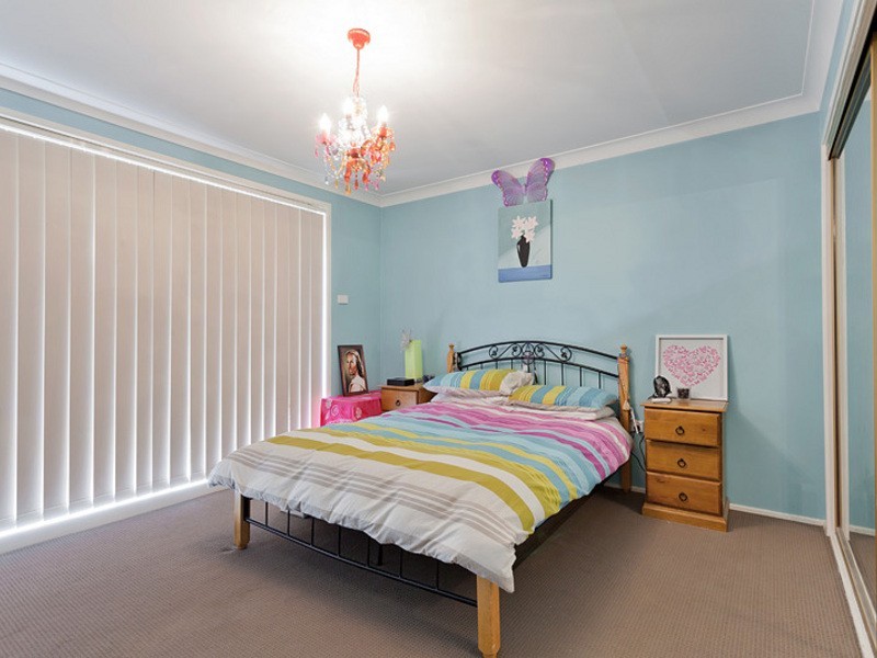 22 Buckland Road, St Clair NSW 2759