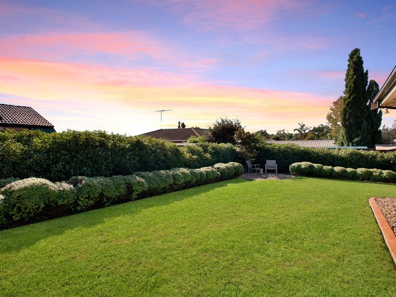 3 Solander Drive, St Clair NSW 2759