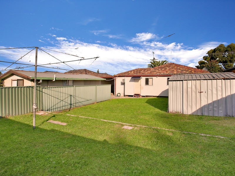 11 Jensen Street, Colyton NSW 2760