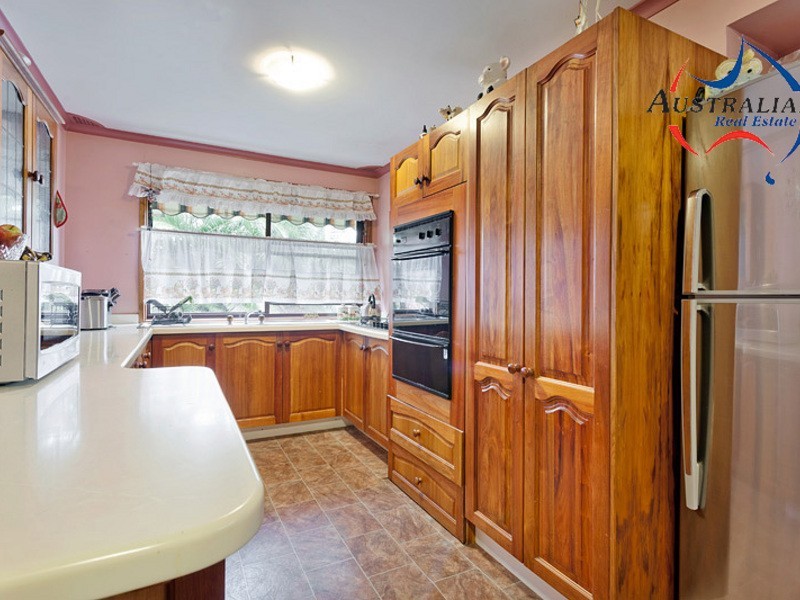 165 Banks Drive, St Clair NSW 2759