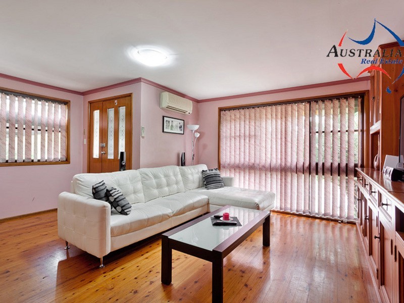 165 Banks Drive, St Clair NSW 2759