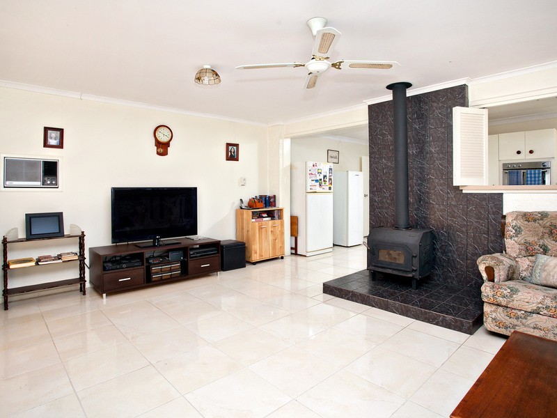 14 Harvey Circuit, St Clair NSW 2759