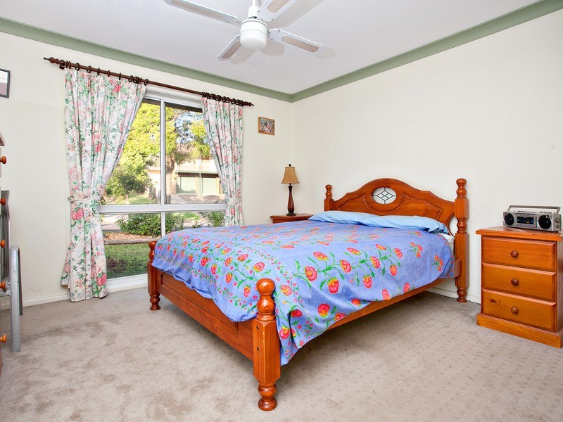 14 Harvey Circuit, St Clair NSW 2759
