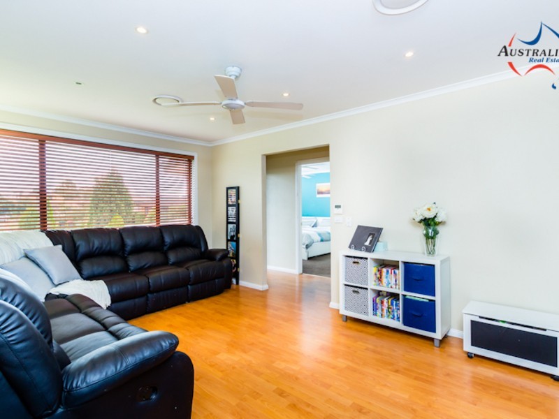 5 Dove Place, St Clair NSW 2759