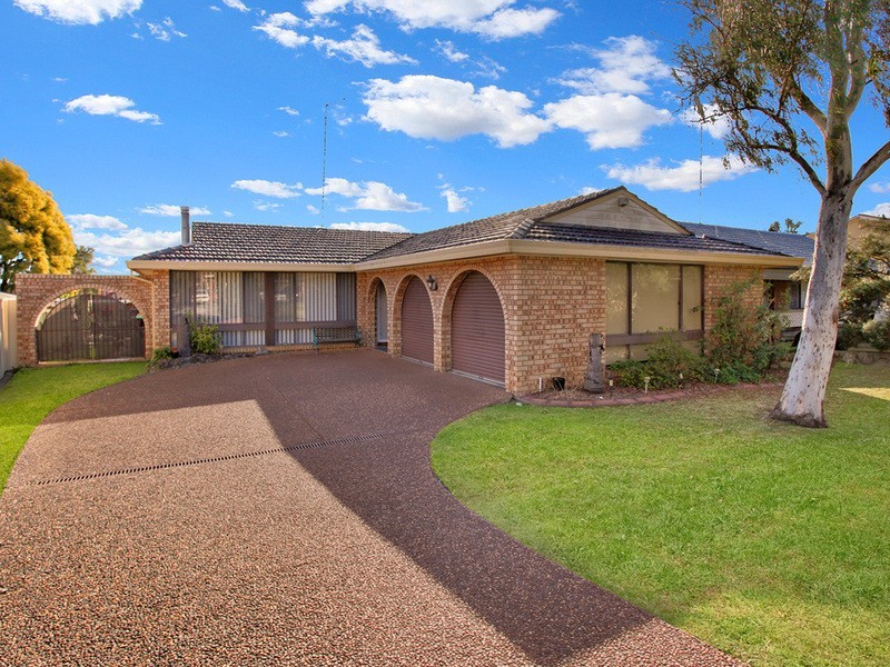 31 Amazon Place, St Clair NSW 2759
