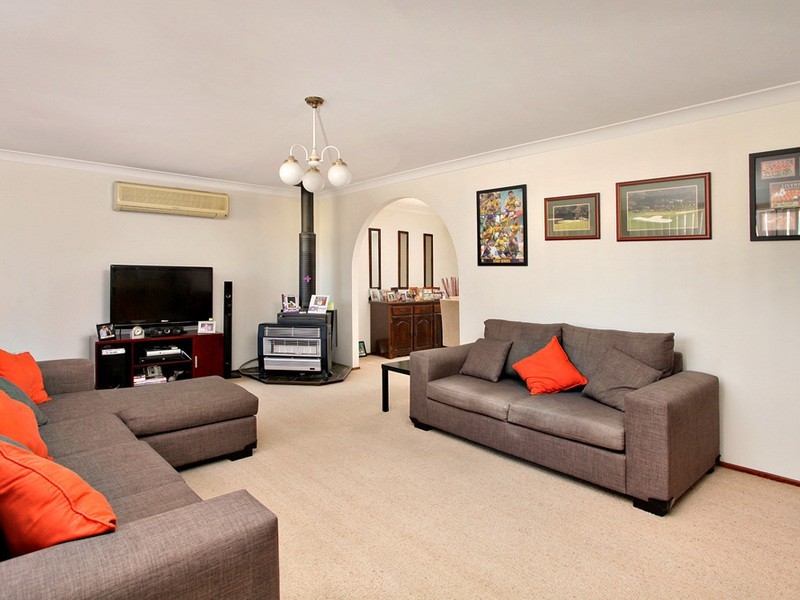 31 Amazon Place, St Clair NSW 2759