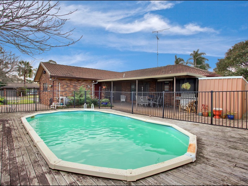 14 Tallwood Place, St Clair NSW 2759