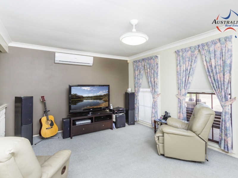 6 Nalong Street, St Clair NSW 2759