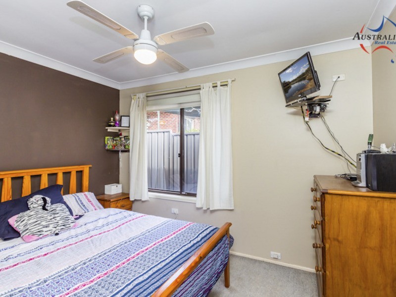 6 Nalong Street, St Clair NSW 2759