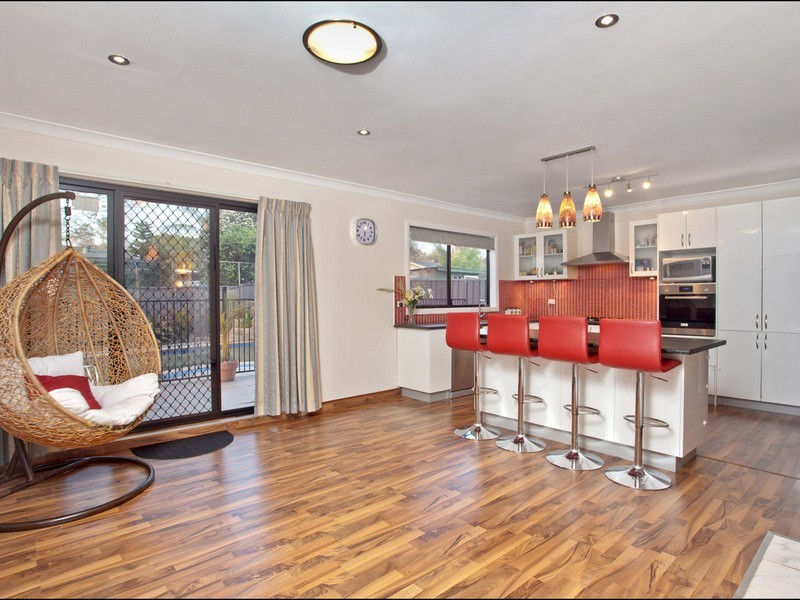 13 St Clair Avenue, St Clair NSW 2759