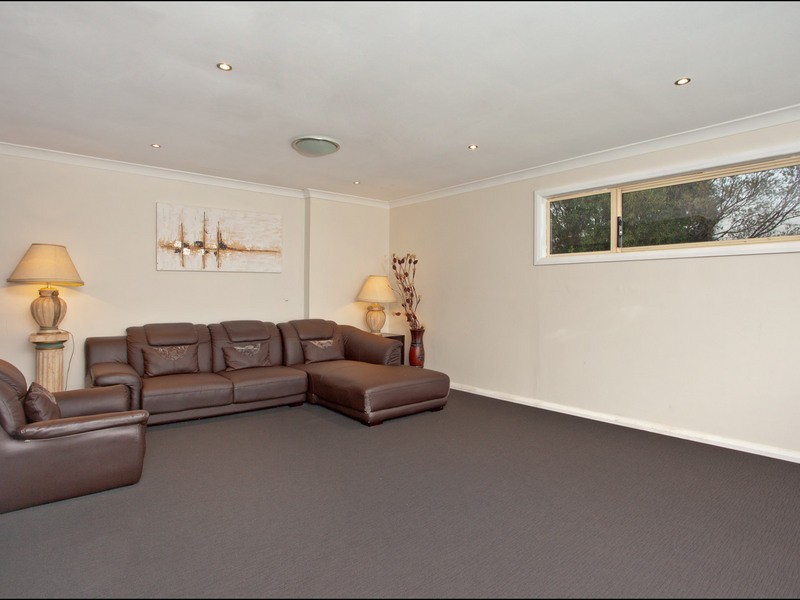 13 St Clair Avenue, St Clair NSW 2759